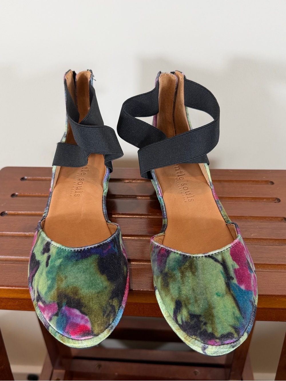 Kenneth Cole Multicolor Flowery Velvet Wedges with Black Ankle Wraps 8M